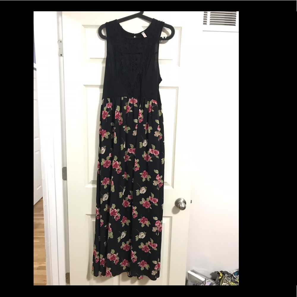 Xhilaration Maxi size xl
